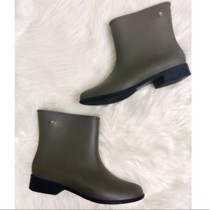 Melissa Matte Green Short Rain Boots